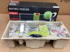 11440-565 Bodum Bistro Apple Peeler Color Green Model New Open Box