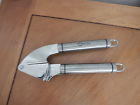 Bru Joy Best Garlic Press With Cleaning Brush Solid 18 10 Stainless Steel 820103213615