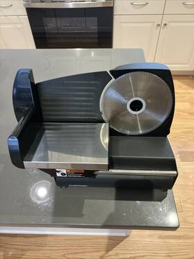 Rj49-am Chefman Adjustable Food Slicer For Deli Meats Cheeses Fruits And Vegetables 180 Watts