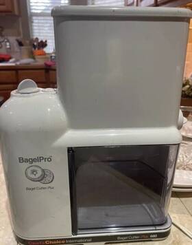 Chefschoice 087877680009 Chefs Choice International Bagelpro 680 Electric Bagel Cutter Plus - Tested