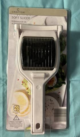 829812 Crofton Soft Slicer White Stainless Steel Blades New