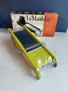 2015.20 De Buyer Swing Mandoline Green