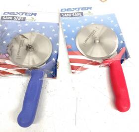 Dexter-russell Inc. 092187573798 Sani-safe 4 Inch Blade Pizza Cutter Red And Blue Handle Lot Mixed 2