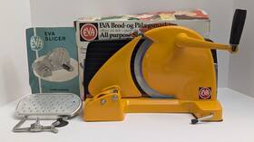 221730 Eva Vintage Danish All-purpose Slicer