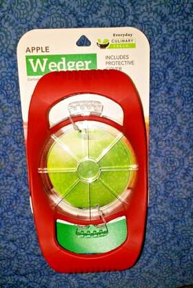 50253 Everyday Culinary Fresh Classic Fruit Slicer Red Apple Wedger