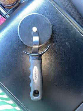 Farberware Black9-1 Professional Non-stick Pizza Cutter Black9-1/4 Inch