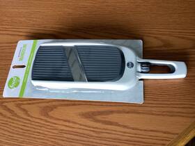 Food Network 838485023258 Hand Held Mandoline Slicer Prepare Utensils Kitchen Safe Nip