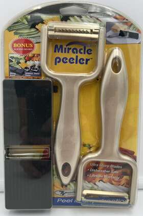 Gourmet Trends 674986011116 Miracle Peeler By - Tv Products Julianne Slicing Board