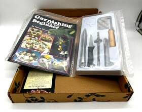 Harvey Rosen Book 079686044004 Garnishing For The Beginner And 5pc Tool Set Nip / Sealed