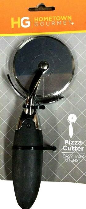 6145 Hometown Gourmet Pizza Cutter Wheel Kitchen Utensil