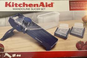 Kitchenaid 024131181018 Hard-to-find Blue Mandoline Slicer Set - Unopened New In Sealed Box