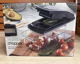 Miu 806700903333 Vegetable Chopper With 2 Interchangeable Dicer Blades And Pusher Read Descr