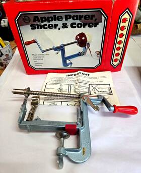 02890100086 Norpro Vintage Apple And Fruit Parer Slicer Corer In Original Box