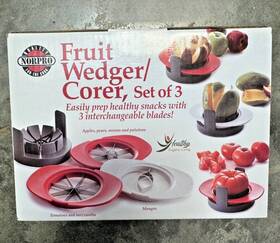 Norpro 028901551315 Fruit And Vegetable Wedger / Corer Nesting Set Of 3