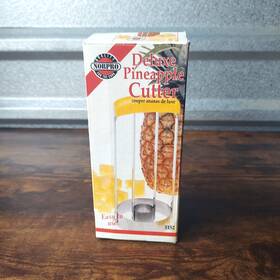 5152 Norpro Vintage Pineapple Cutter With Original Box