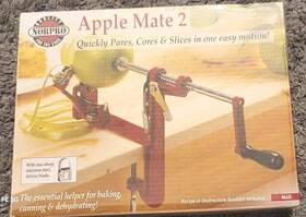 864r Norpro Apple Mate 2 Parer Peeler Corer - Slicer Red