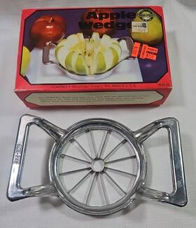 W5110 Norpro Apple Wedger / Corer Kitchen Tool Vintage In Original Box Made Usa