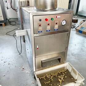 22e05c51 Preasion Stainlesssteel Pneumatic Garlic Peeling Machine 150kg/h Peeler Restaurant