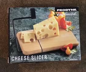 Prodyne 691161801430 Natural Beechwood Utility Cheese Slicer 7 Inch X4 3/4 Built-in Handle Nib