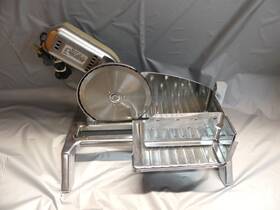 1101e Rival 1101e/6 Electric Food Meat Slicer - Excellent Condtion