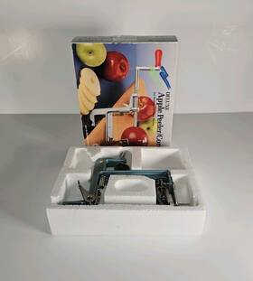 8703 Ronbinson Knife Company Robinson Design Model Vintage Deluxe Apple Peeler Coring Slicing