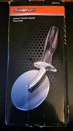 Sxx25p116 Snap-on New Instinct Handle Inspired Pizza Cutter