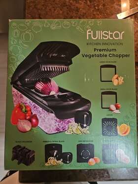 123852147 Spiralizer Fullstar Vegetable Chopper - Slicer 4 In 1 Black
