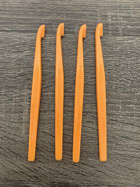 00010144174333 Tupperware Citrus Peeler Orange Color Set Of 4