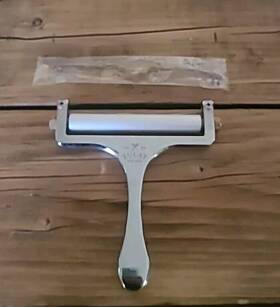 Zulay Kitchen 093674187122 Wire Cheese Slicer With Adjustable Thickness For Soft And Semi-hard Cheeses