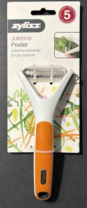 13655 Zyliss New Julienne Peeler