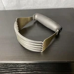 Oxo Good Grips Pastry Blender Dough Cutter Stainless Baking Kitchen Heavy Duty. Fixed Price $7.54.
