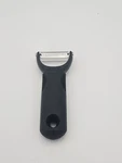 Oxo Good Grips Julliene Slicer Veggie Peeler Black Silicon Noodle. Fixed Price $14.36.