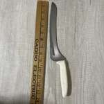 Dexter Russell 9" Offset Scalloped Bread Sandwich Knives Soft Grip Sanisafe. Fixed Price $9.77.