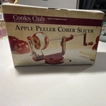 Cooks Club Apple Peeler Corer Slicer Red Metal Manual W/ Deluxe Paring Blade. Fixed Price $6.42.