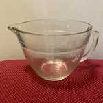 Pampered Chef Qt / 8 Cup Mixing Bowl Pitcher Clear Used Excellent PRE-2000. Fixed Price $22.00.