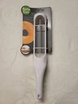 Urban Trend Houseware Beagle Cutter Stainless Steel Blade New Package. Fixed Price $24.00.