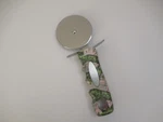 Pink Mossy Oak Camouflage Pizza Cutter. Fixed Price $12.95.