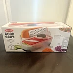 Oxo Good Grips Mini Grate & Set Coarse Medium Straight Slicer New Box. Fixed Price $12.00.