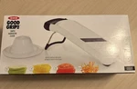 Oxo Good Grips Mandoline Slicer V-blade Straight Crinkle Julienne Adjustable New. Fixed Price $30.00.