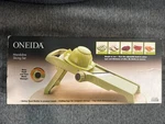 Oneida Mandoline Slicing Set Brand New Box Green 5 Options Lifetime Warranty. Fixed Price $15.00.