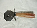 Vintage American Metalcraft Pizza Cutter Jumbo Japan PC-7250 2.5" Diameter Blade. Fixed Price $11.00.