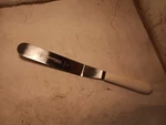 Dexter Usa Offset Bakers Spatula Stainless Blade White Handle S284-8B(M12E). Fixed Price $20.00.