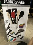 Farberware 28PC Kitchen Tool & Gadget Set Utensils Black New Home Chef. Fixed Price $14.87.