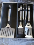 Hells Kitchen Bbq Grill Set 4 Piece With Aluminum Carrying Case. Fixed Price $65.80.