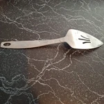 Oneida Stainless Steel Cake Pie Quiche Dessert Server Slicer 11" Hanging Hole. Fixed Price $9.99.