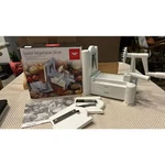 Paderno Spiralizer World Cuisine Vegetable Slicer Tri-blade A498299. Fixed Price $25.00.