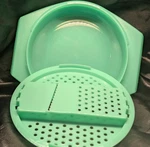 Vintage Tupperware Jadeite Mint Green Grater Slicer 787-3 & Bowl 786-4 Set Sha. Fixed Price $9.99.