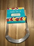 New The Pioneer Woman Timeless Beauty Metal Pastry Blender/cutter. Fixed Price $11.50.