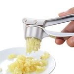 Onwon Garlic Press Mashed Crusher Peeler Chopper Puree Silver. Fixed Price $14.68.