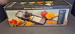 Oneida Mandolin Stainless Steel Slicing Set Slicer Knob Options Never Used. Fixed Price $15.00.